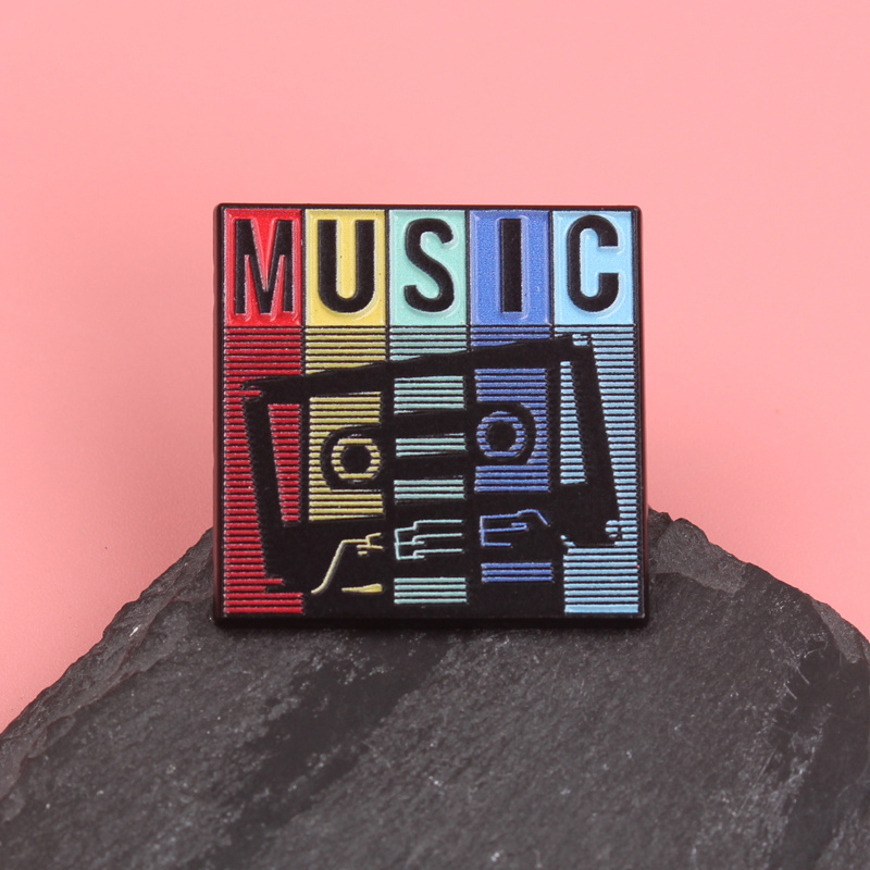 Retro Remix Music Pin – Bold „ – Audio Music Remix Bewertung und Preis